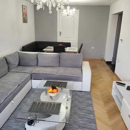 Deluxe Katana Dream House Old Town, With Parking Garage Apartment *