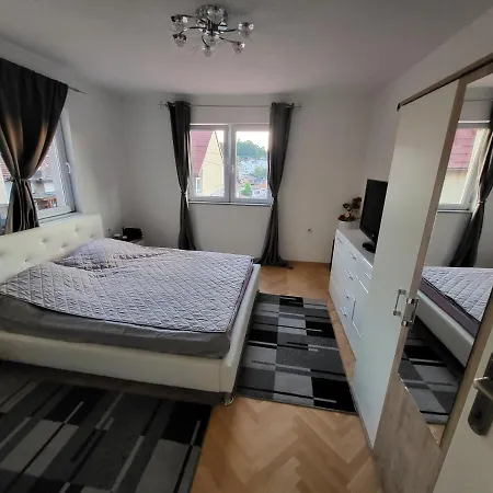 Deluxe Katana Dream House Old Town, With Parking Garage