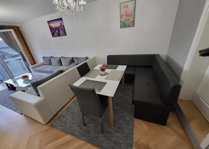 Deluxe Katana Dream House Old Town, With Parking Garage 公寓 塞拉耶佛